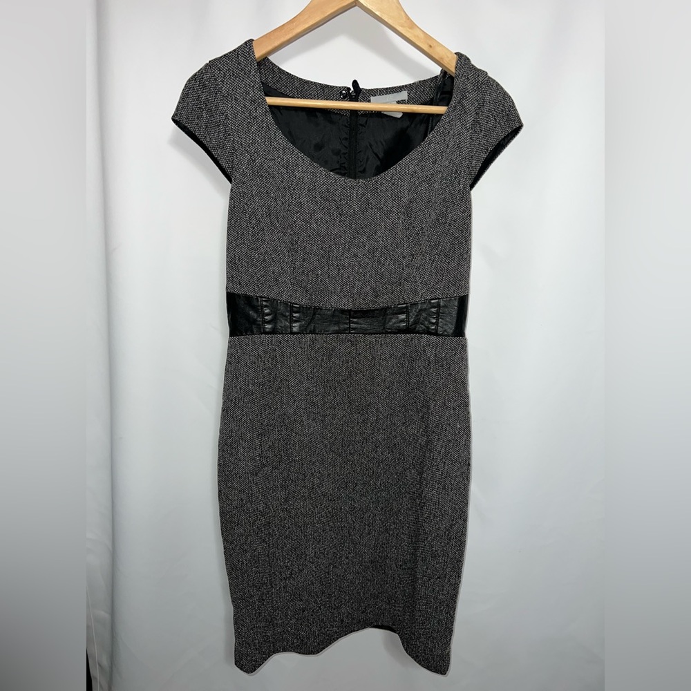 Thick beautiful scoop neck women’s dress